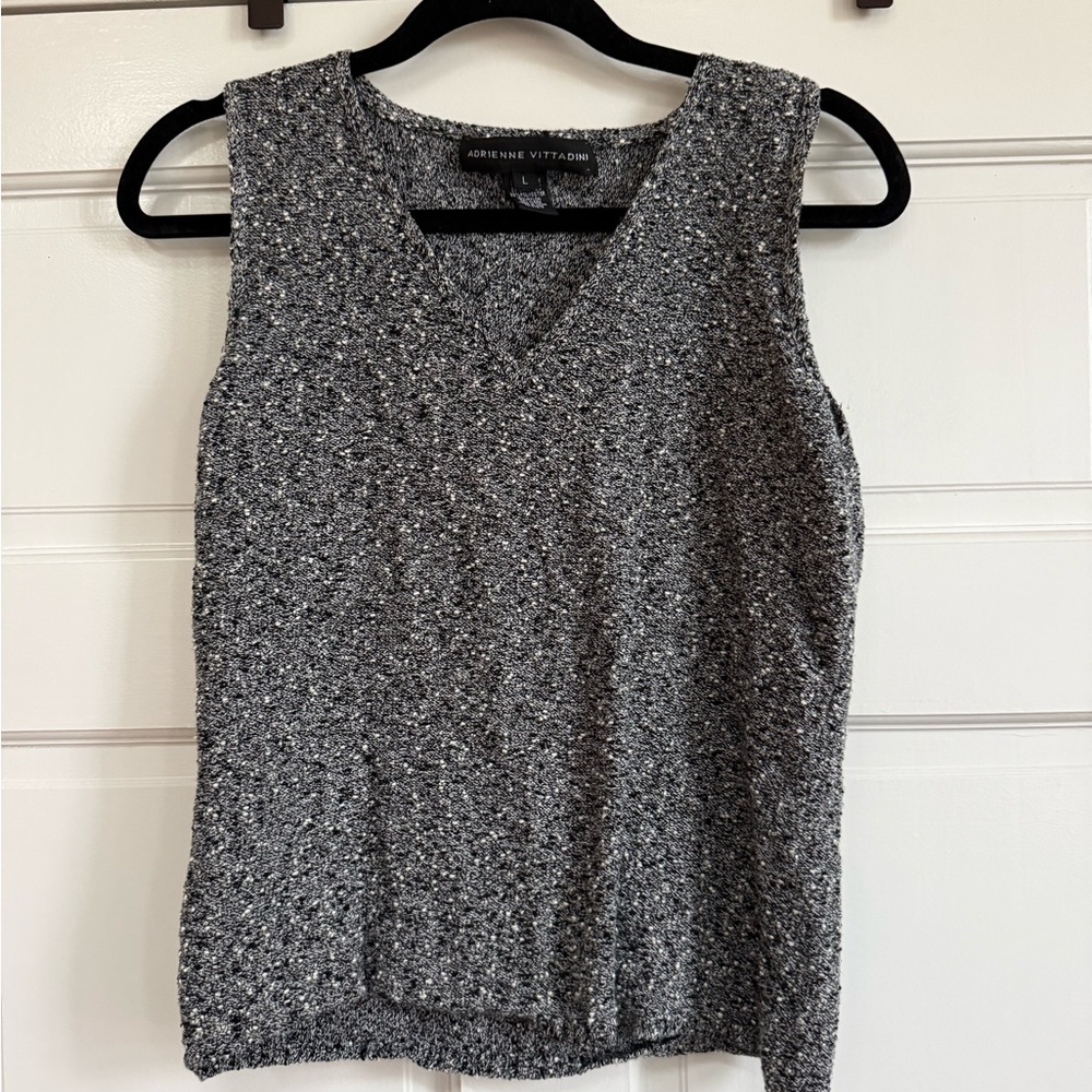 Adrienne Vittadini Gray Textured V-Neck Tank Top